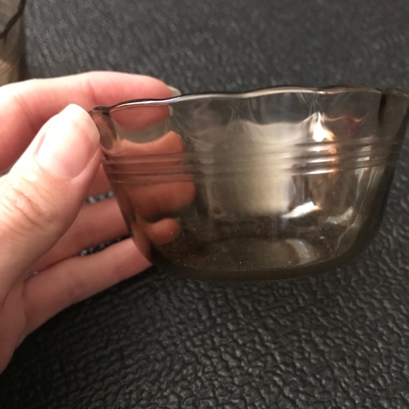 3 Vintage Pyrex Brown Scalloped Small Bowls - Picture 5 of 5